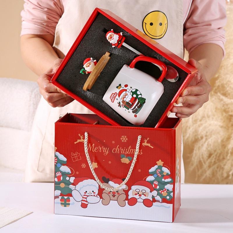 Christmas Ceramic Mug with Lid & Spoon – Festive Holiday Gift Cup
