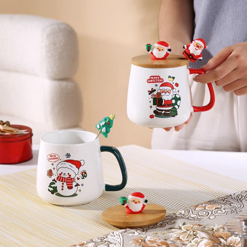 Christmas Ceramic Mug with Lid & Spoon – Festive Holiday Gift Cup - Image 3