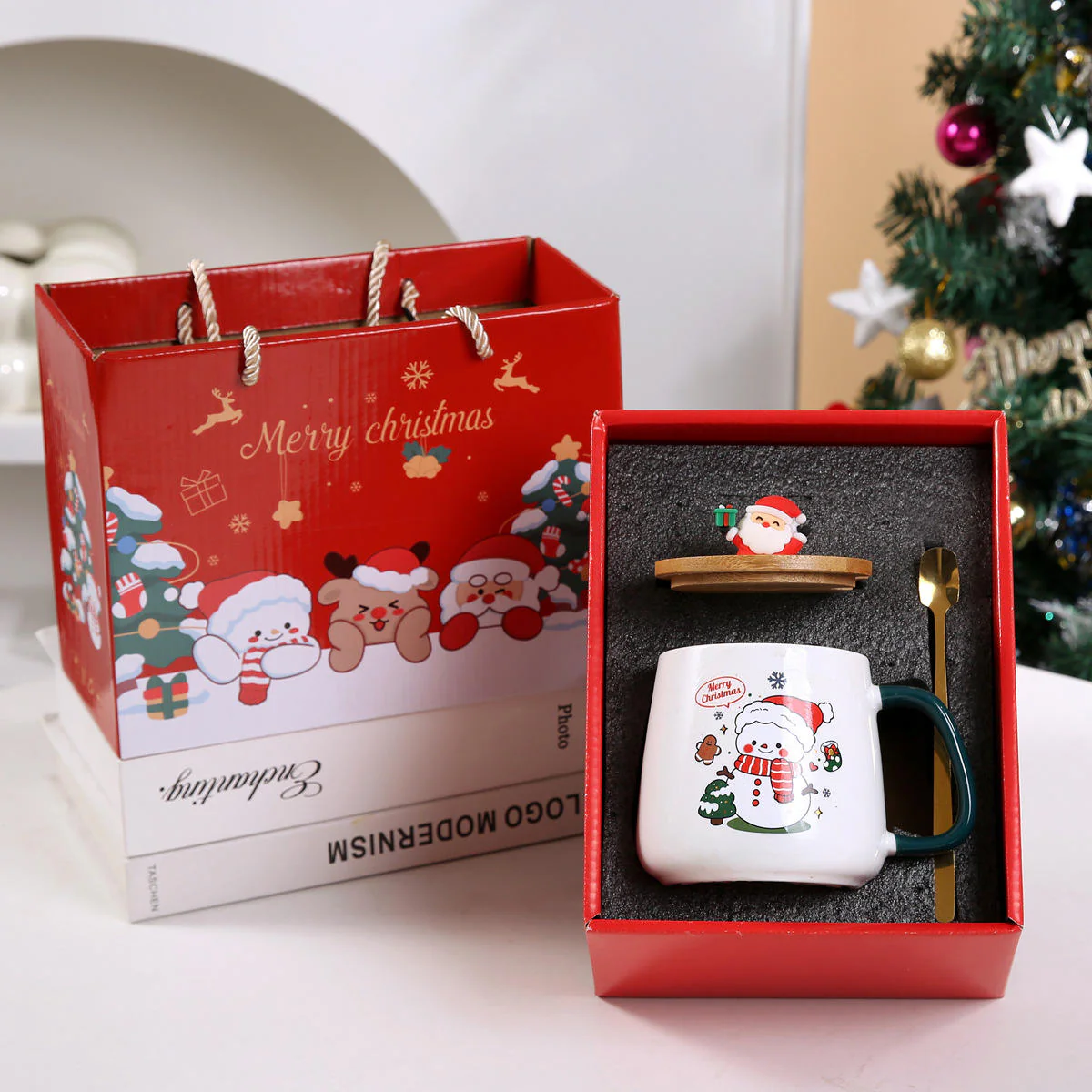 Christmas Ceramic Mug with Lid & Spoon – Festive Holiday Gift Cup - Image 5