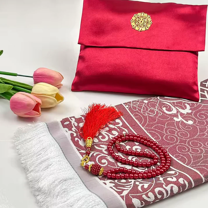 Elegant 3-Piece Travel Prayer Mat & Tasbih Gift Set - Image 13