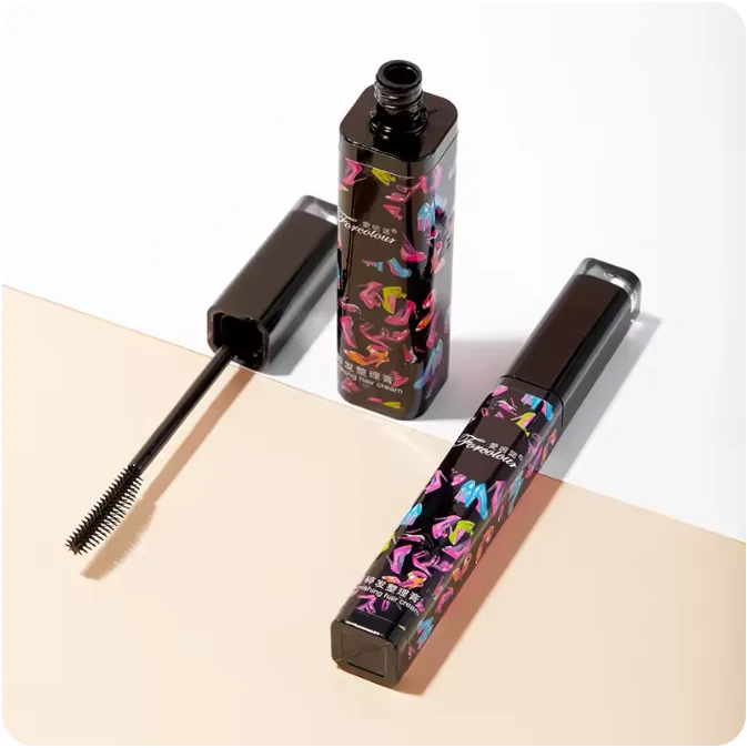 Hair Finishing Stick for Flyaway Control & Smooth Styling - Image 4