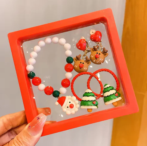 Handmade Christmas Beaded Bracelet Set - Image 14