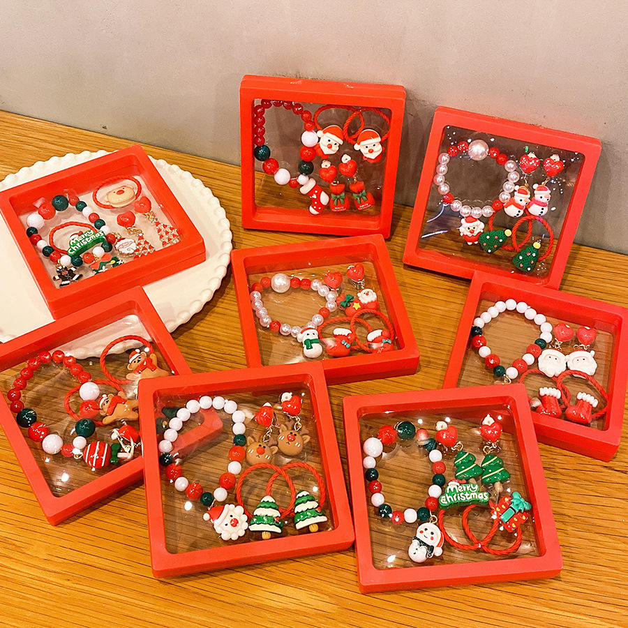 Handmade Christmas Beaded Bracelet Set - Image 2