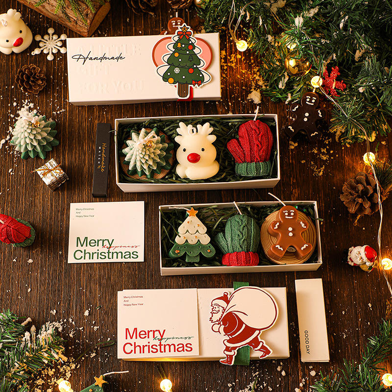 Handmade Christmas Scented Candles – Holiday Home Décor - Image 3