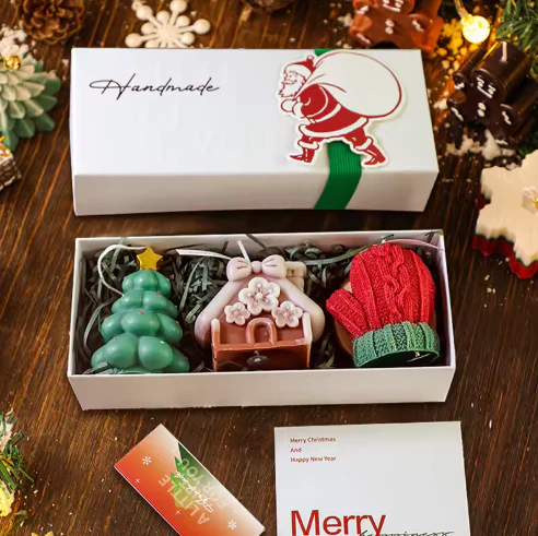 Handmade Christmas Scented Candles – Holiday Home Décor - Image 8