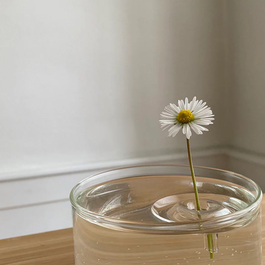 Japanese Floating Ripple Glass Vase - Image 5