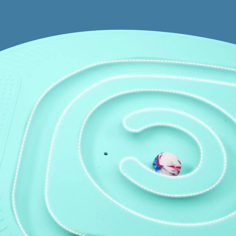 Kids Yoga Balance Board with Maze & 5 Balls - Image 3