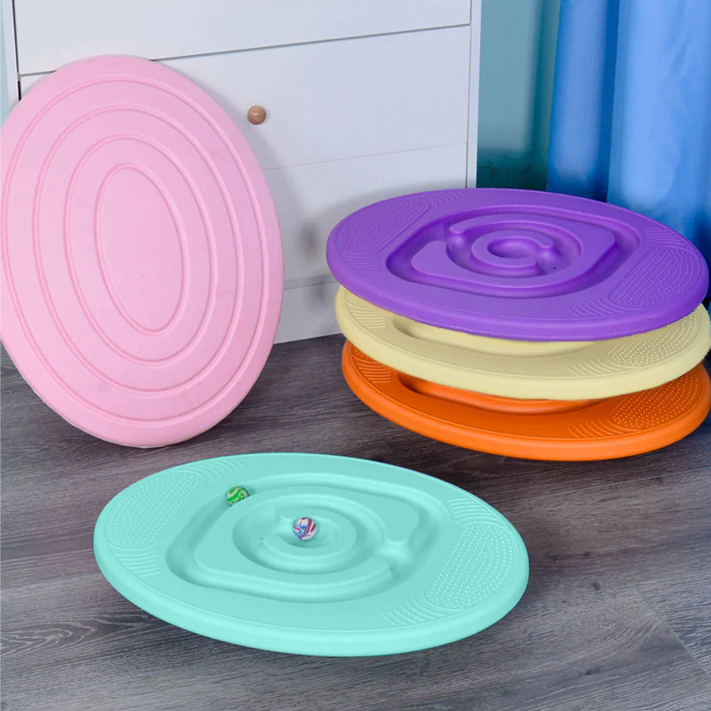 Kids Yoga Balance Board with Maze & 5 Balls - Image 4