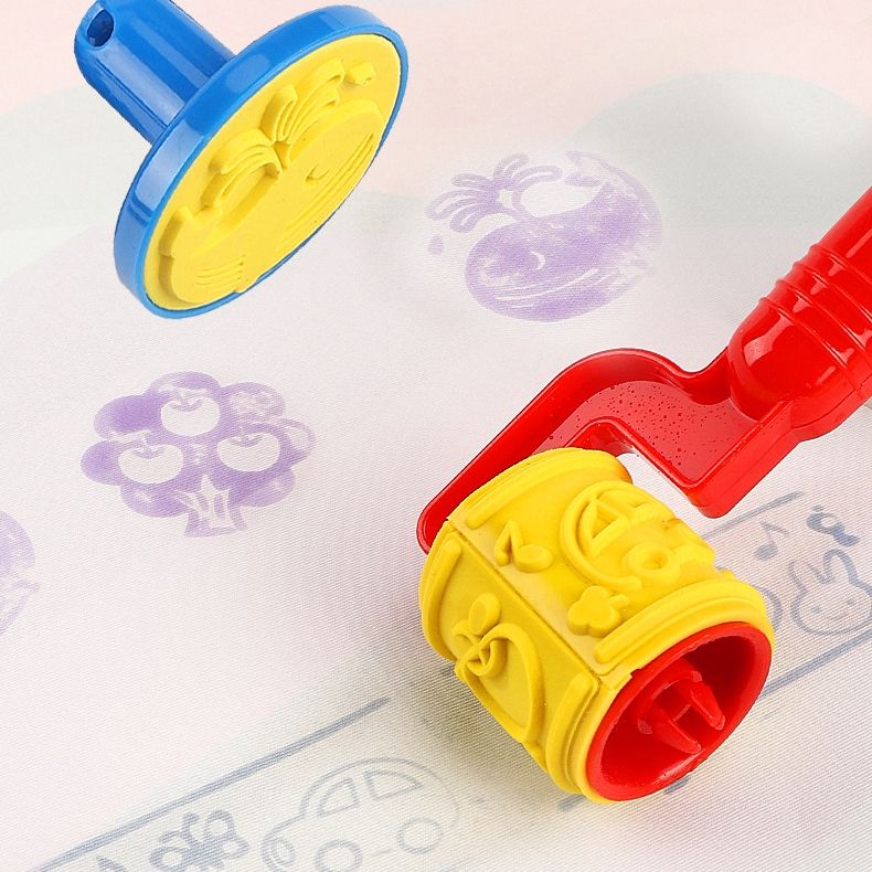 Large Water Doodle Mat – Reusable Mess-Free Drawing Play Mat (150 × 100 cm) - Image 4