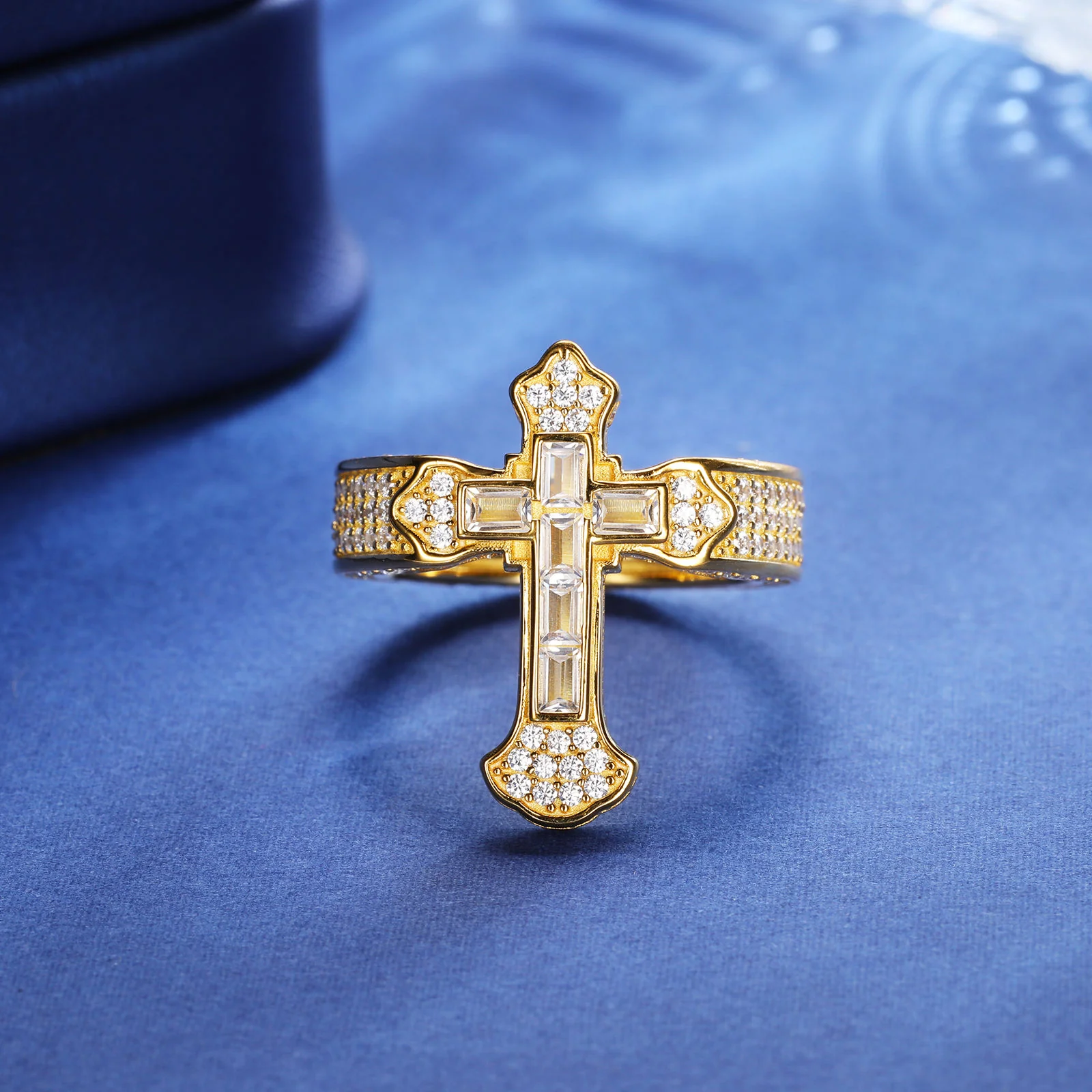 Men’s Cross Ring - Image 3