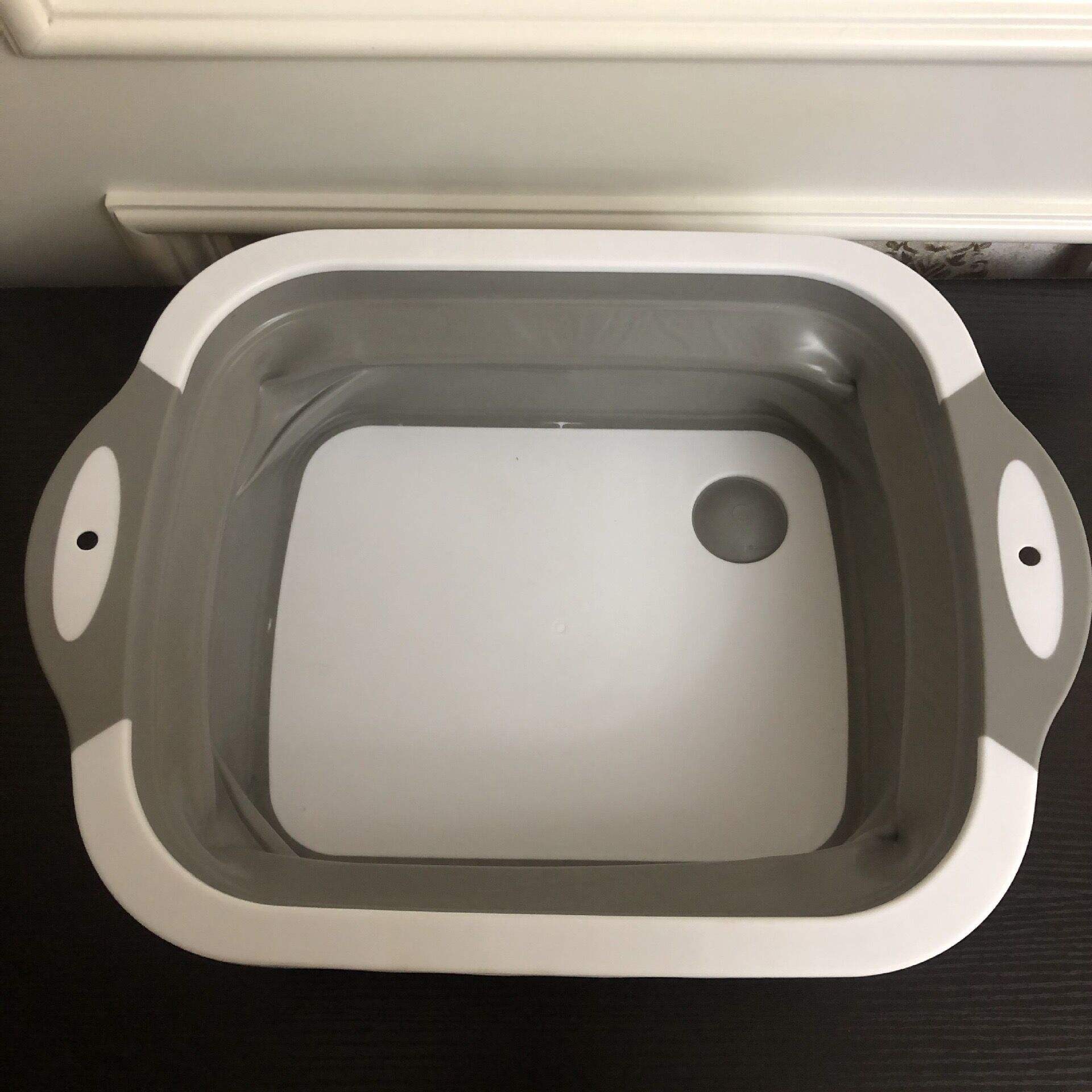 Multi-Function Silicone Cutting Board Wash Basin with Built-In Colander – Portable Dish Tub for Travel & Outdoor Use - Image 4