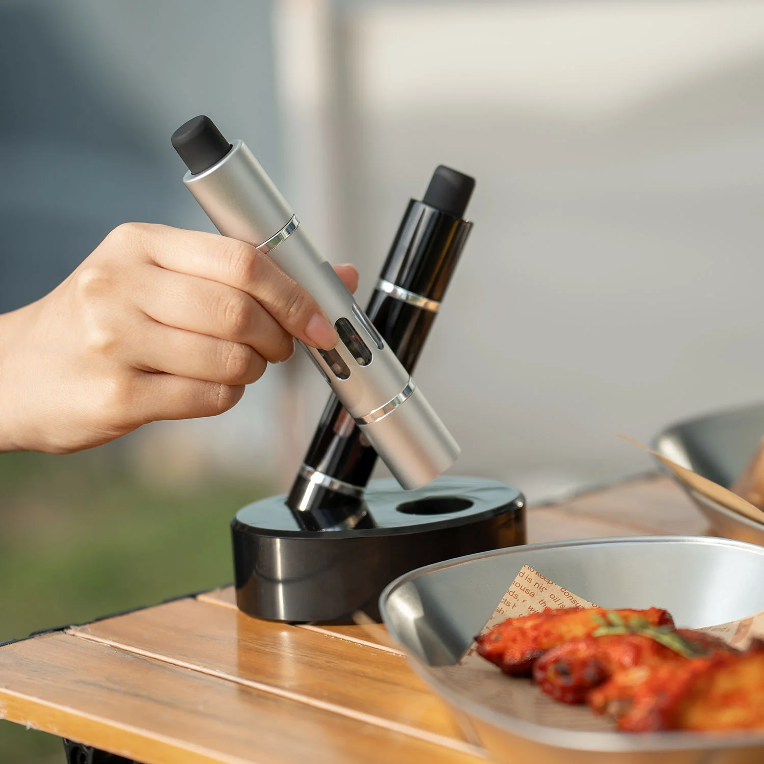 One-Handed Stainless Steel Thumb Press Spice Grinder Set