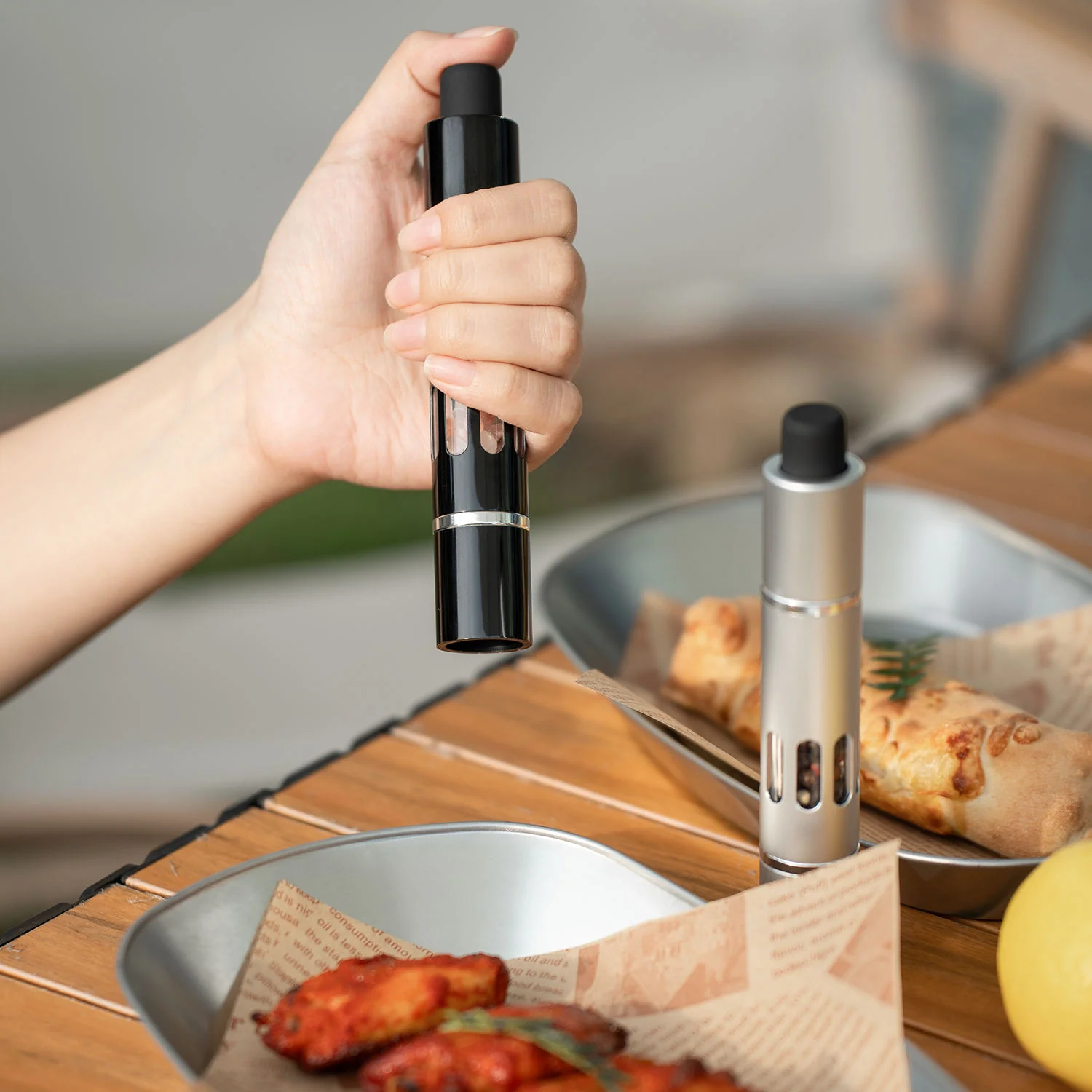 One-Handed Stainless Steel Thumb Press Spice Grinder Set - Image 2