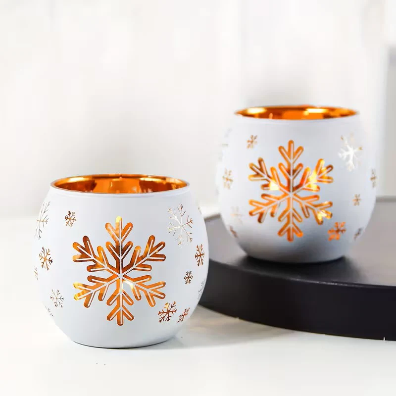 Set of 2 Glass Candle Holders with Snowflake Design - Image 5