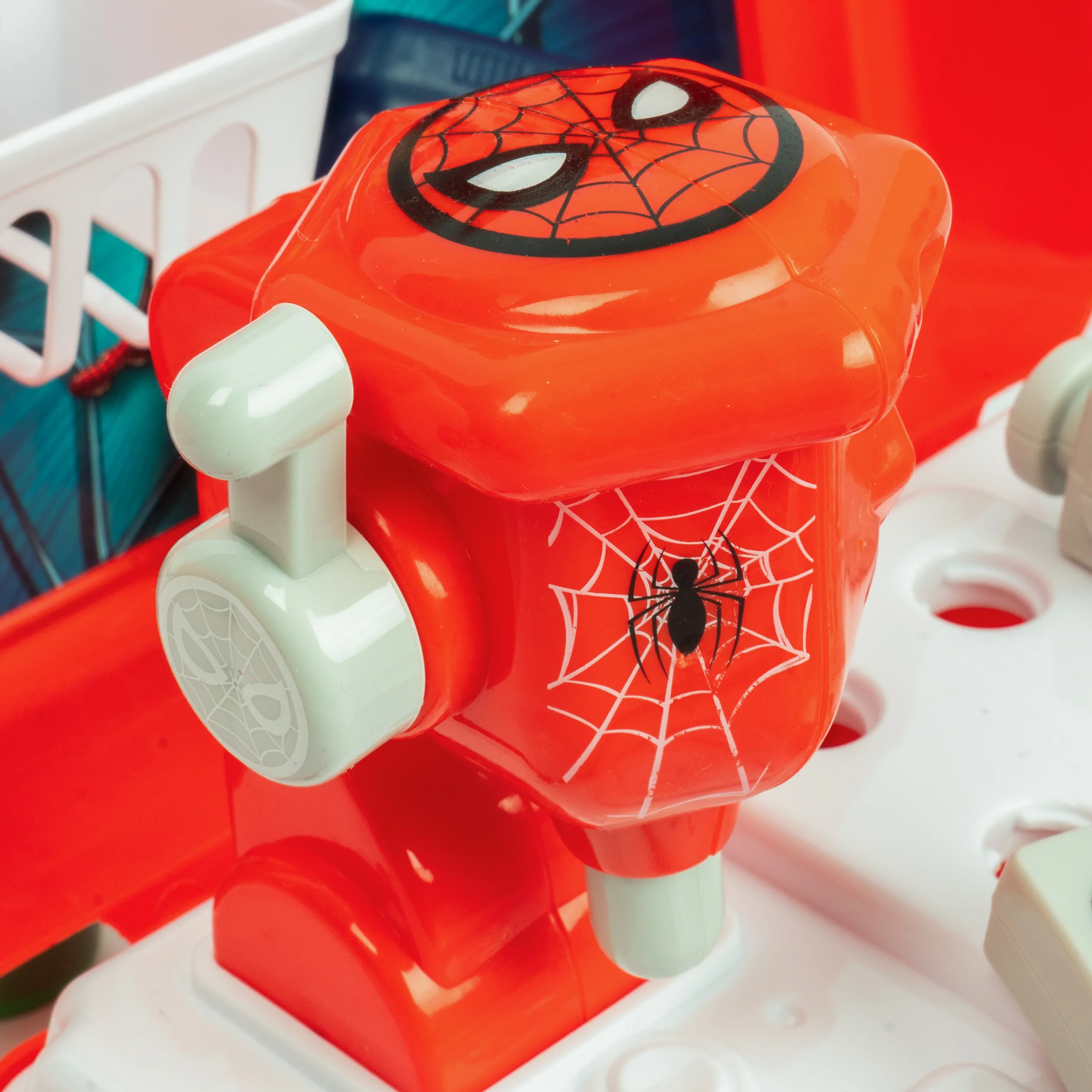 Spider-Man Handyman Backpack – 18 Piece Tool Kit - Image 5