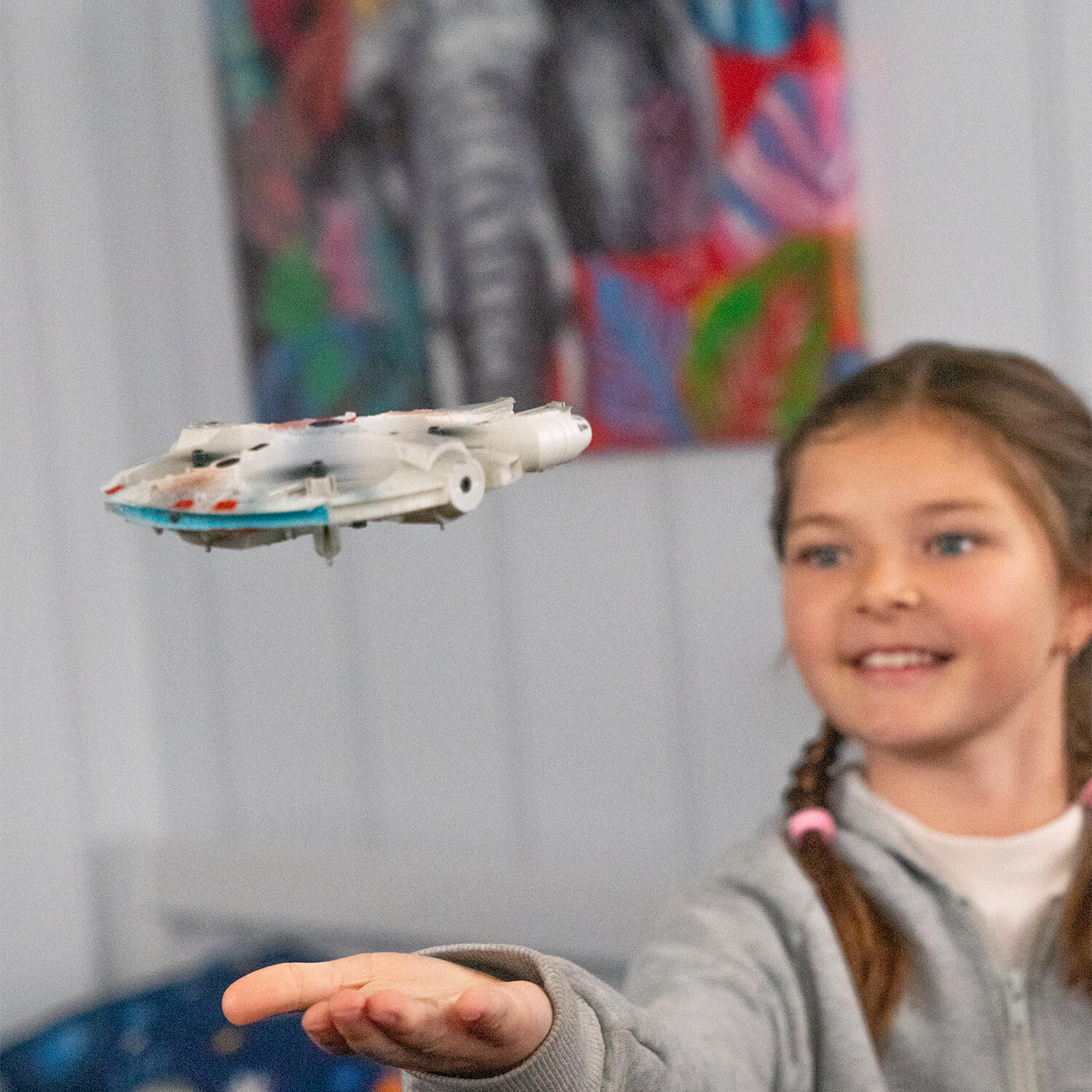 Star Wars Millennium Falcon Motion-Sensing Quadcopter - Image 6